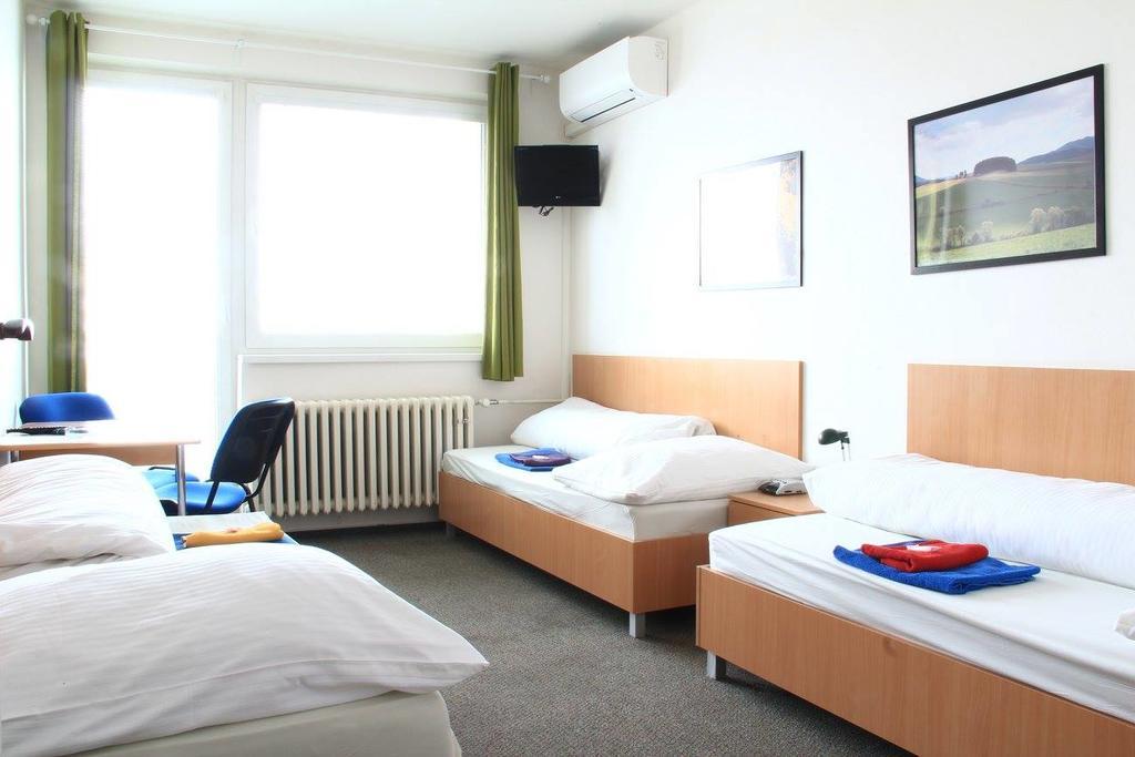 Hostel Narva Bratislava Extérieur photo